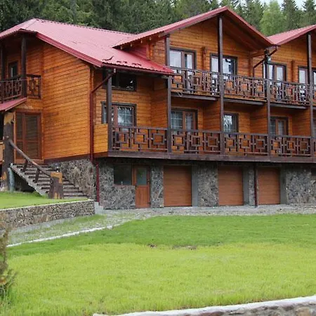 Baza Vidpochynku Ilz 斯拉夫西克